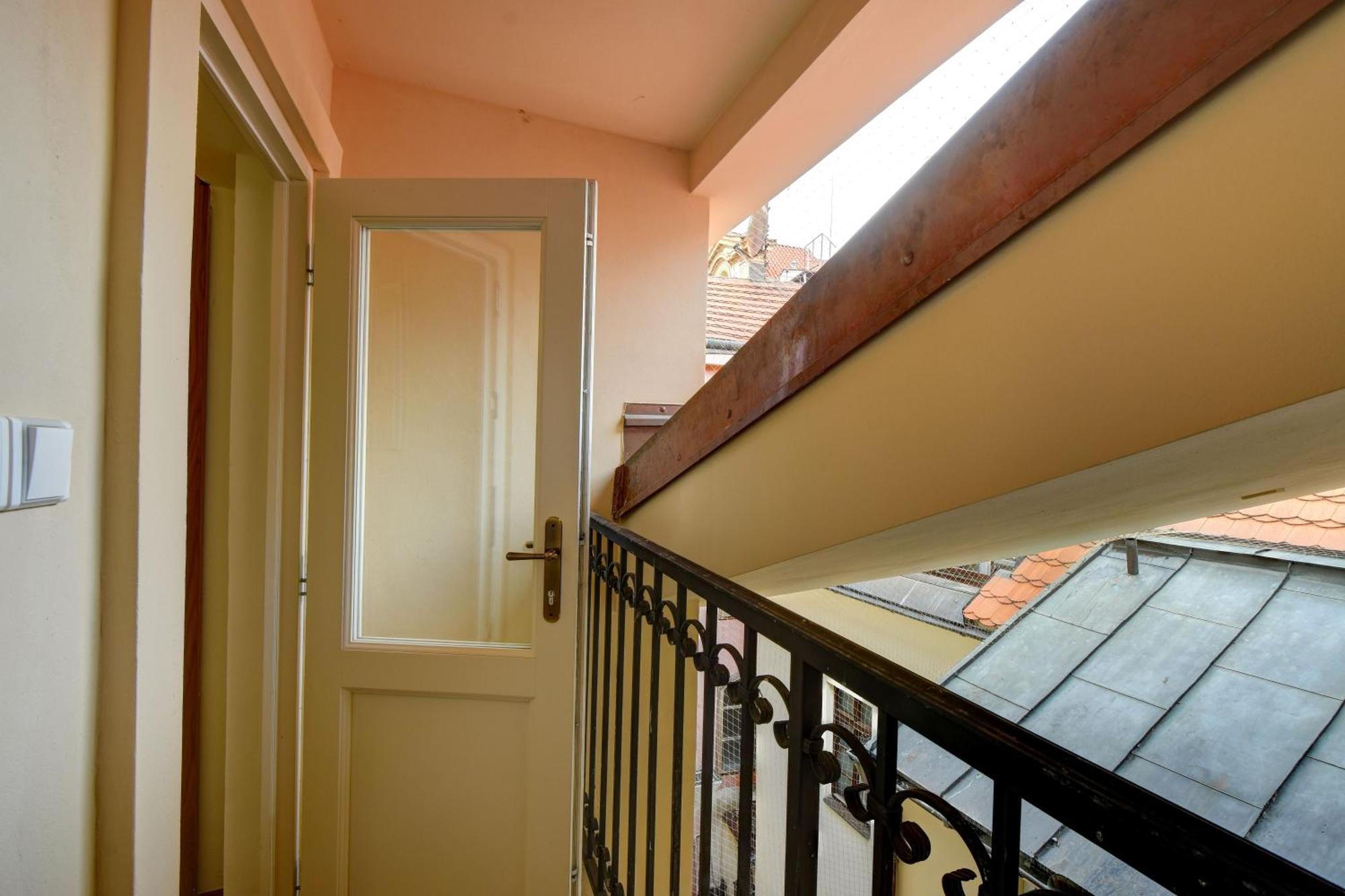 Hotel Karlova Prague — Foto 1